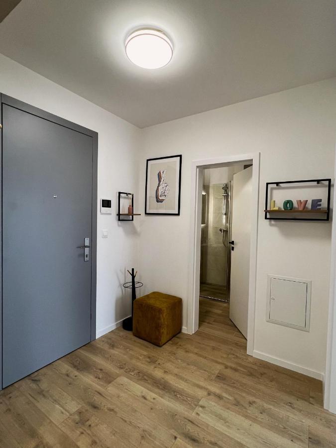 Cozy Stay Apartment Trencin Exterior foto