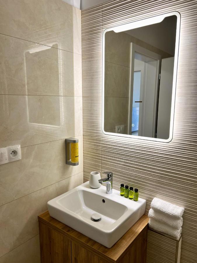Cozy Stay Apartment Trencin Exterior foto
