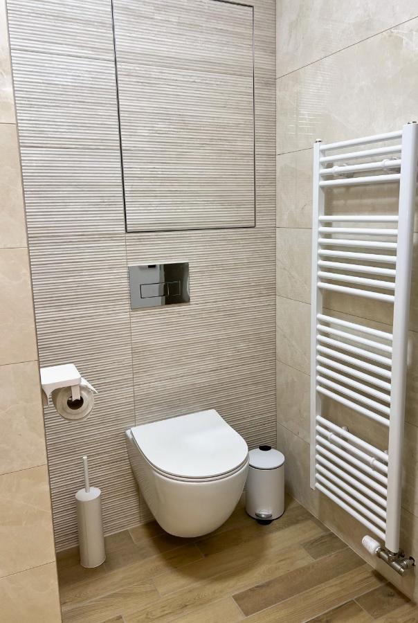 Cozy Stay Apartment Trencin Exterior foto