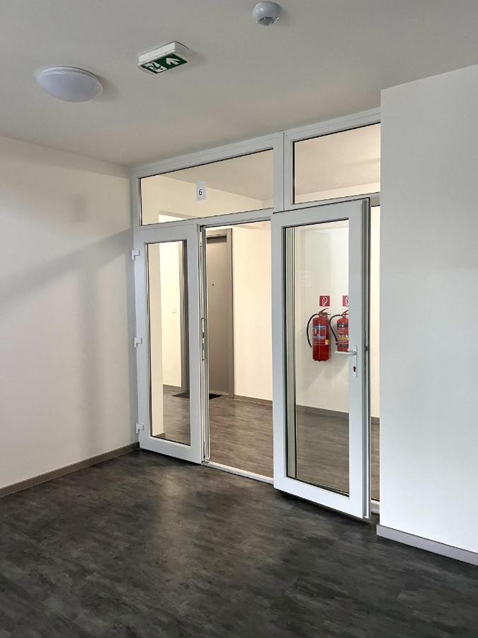 Cozy Stay Apartment Trencin Exterior foto