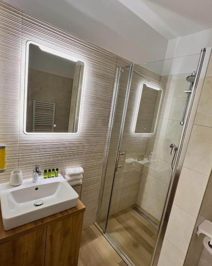 Cozy Stay Apartment Trencin Exterior foto